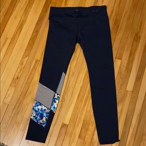 Like new Navy leggings!